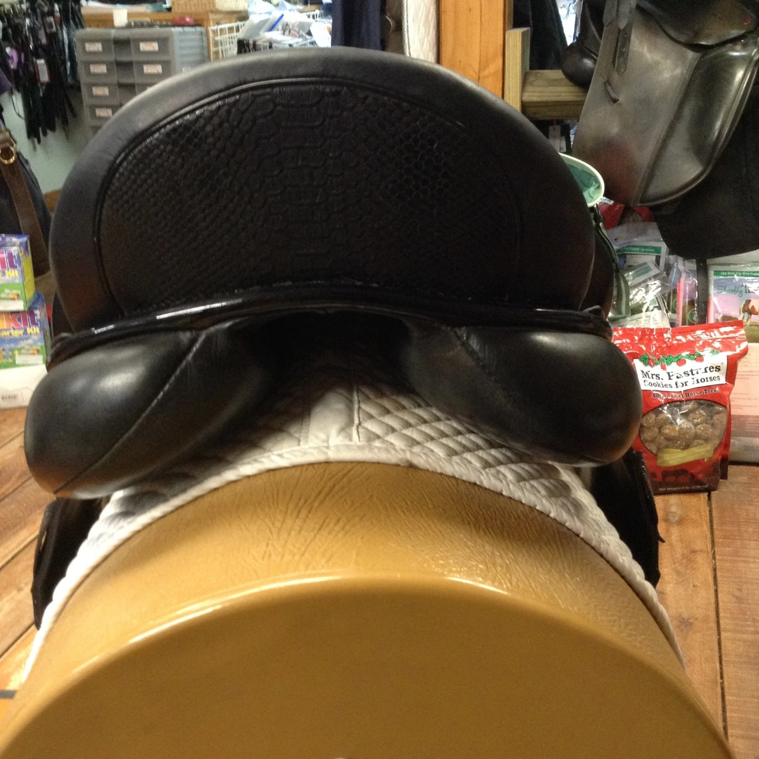 Tota Freedom Pro Dressage Saddle -18" 7 Tota Freedom Pro Dressage Saddle -18" - Image 5