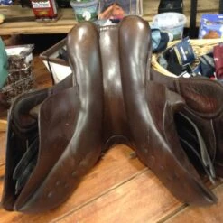 Stubben Roxane Jump Saddle - 17.5" 21 Stubben Roxane Jump Saddle - 17.5" -For the Horse Store IMG 4332