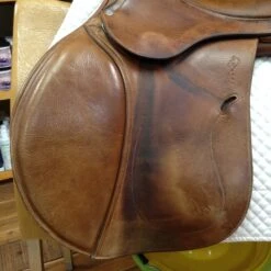 SOLD - 2010 Antares Jump Saddle - 19" -For the Horse Store IMG 4770