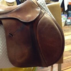 SOLD - 2010 Antares Jump Saddle - 19" -For the Horse Store IMG 4778