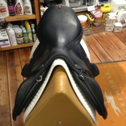 Equipe EK-GO Jump Saddle - 17.5" -For the Horse Store IMG 5059