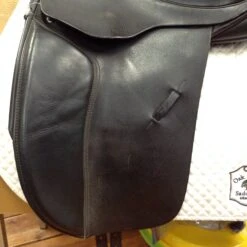 Black Country Eloquence Dressage Saddle - 17.5" -For the Horse Store IMG 5106
