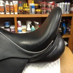 SOLD - Custom Saddlery Wolfgang Solo Dressage Saddle - 18" 20 SOLD - Custom Saddlery Wolfgang Solo Dressage Saddle - 18" -For the Horse Store IMG 5138