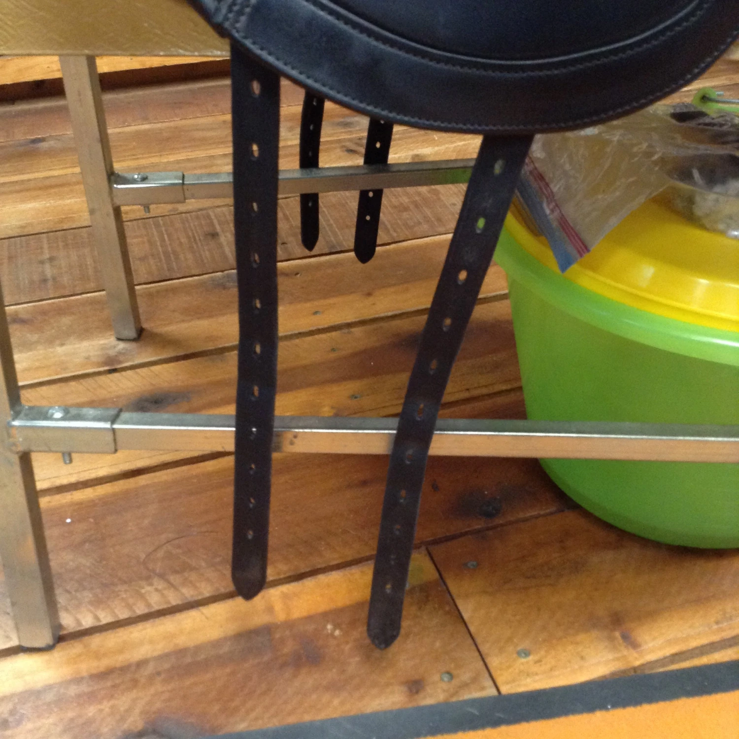 SOLD - Custom Saddlery Wolfgang Solo Dressage Saddle - 18" 7 SOLD - Custom Saddlery Wolfgang Solo Dressage Saddle - 18" - Image 5