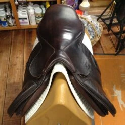 SOLD M Toulouse Premia Jump Saddle - 18" 23 SOLD M Toulouse Premia Jump Saddle - 18" -For the Horse Store IMG 5159