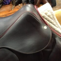 2013 Devoucoux Chiberta Monoflap Jump Saddle- 17.5" -For the Horse Store IMG 5193
