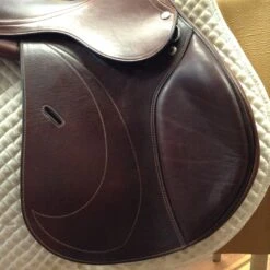 Equipe Expression Jump Saddle - 17.5" -For the Horse Store image 31f9f501 81fe 470b 8854 5b21b2614254