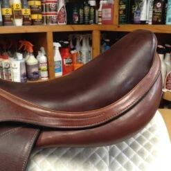 Equipe Expression Jump Saddle - 17.5" -For the Horse Store image 796878cf 2cae 462f a36d 072f9171a570