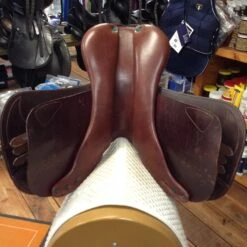 Equipe Expression Jump Saddle - 17.5" -For the Horse Store image b941b204 3378 4a08 ba27 93c56645d5ac